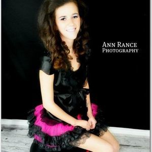 Meet your Posher, Crystal